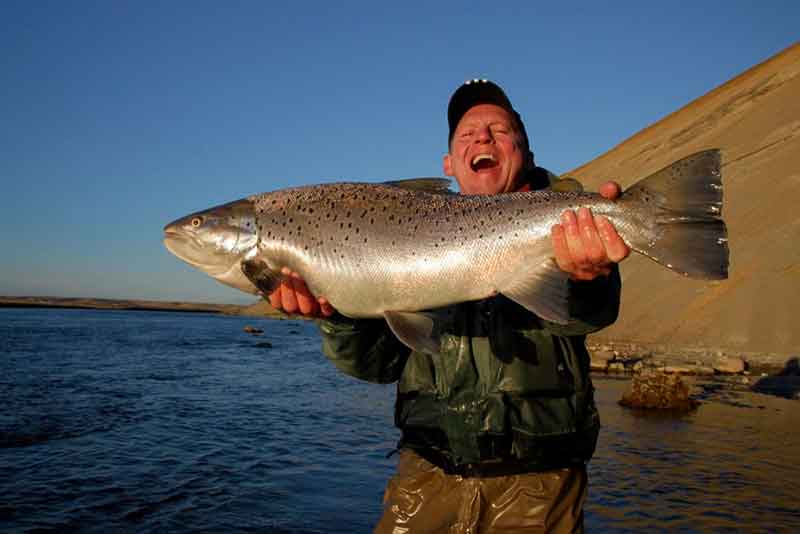 fly-fishing-sea-trout-rio-grande-argentina-patagonia-kau6